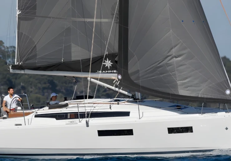 Sun Odyssey 350 La Trinité-sur-Mer | Iguana beach