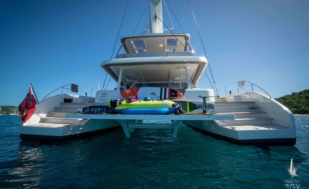 Lagoon Seventy 7