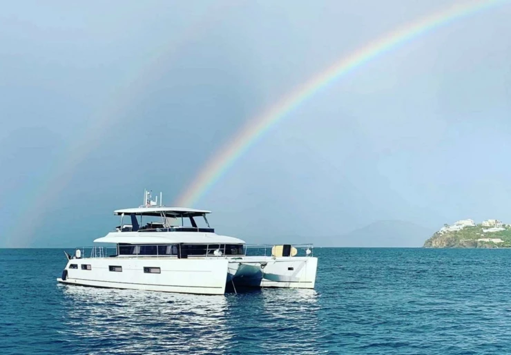 Lagoon 630 MY Greece | CUTE LITTLE CAT