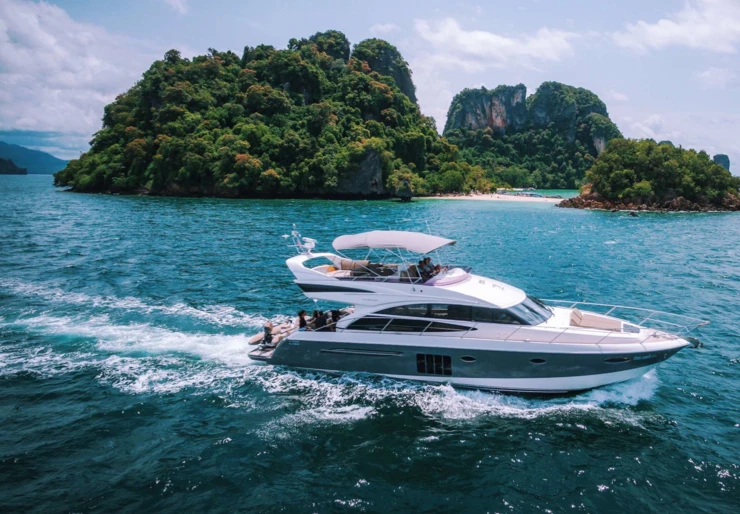 Princess 60 Fly Asia sudorientale | MAYAVEE