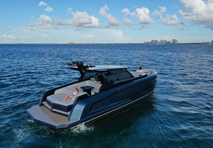 Vanquish VQ45 Floride côte Est | Cece