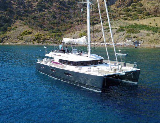 Lagoon 620