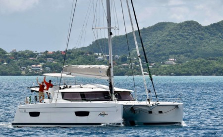Helia 44