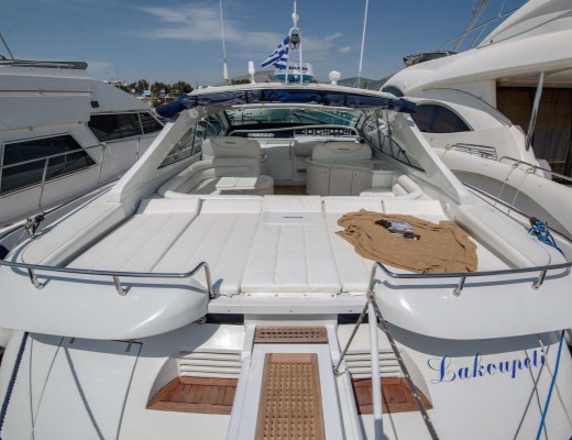 Pershing 54