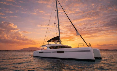 Lagoon 52
