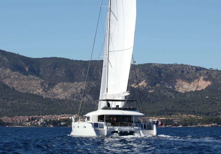 Lagoon 620 Naples et Sicile | LADY M