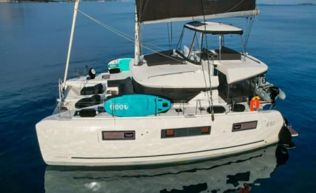 Lagoon 51