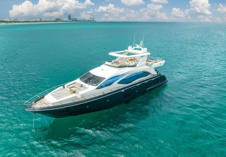 Azimut 84 Bahamas | Sky