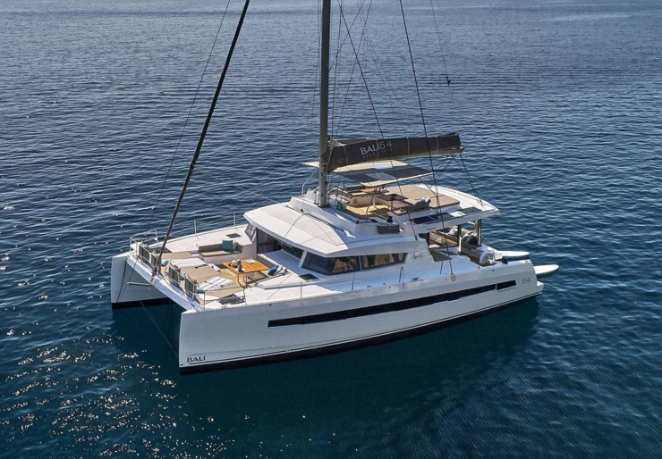 Bali 5.4 Spain and Balearic Islands | Blue Moon