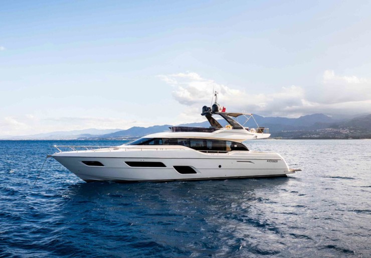 Ferretti 700 Naples and Sicily | Sea Sons