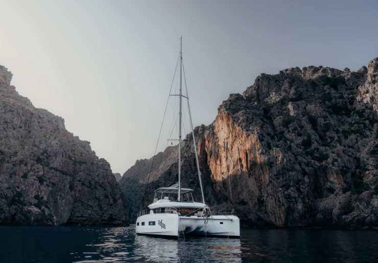 Lagoon 55 New Grèce | ALMOSTA ROAD