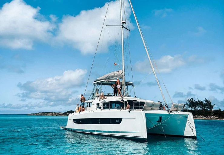 Bali 4.6 Bahamas | M LEGACY