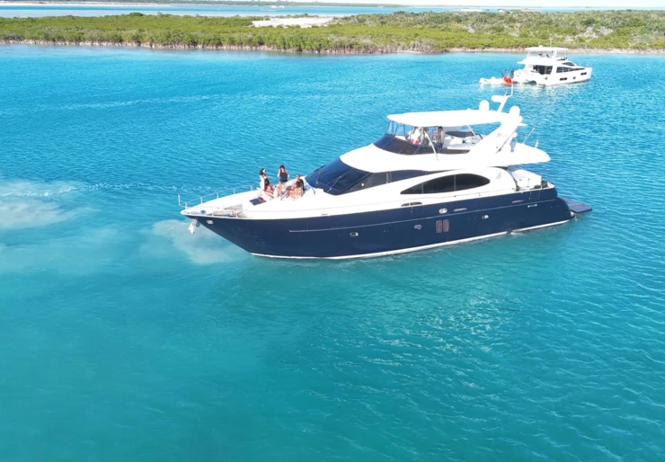 Azimut 75 Turks- und Caicosinseln | Saphire Blue