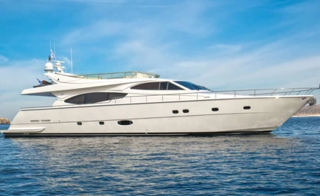 Ferretti 760
