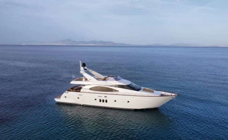 Azimut 74 Fly