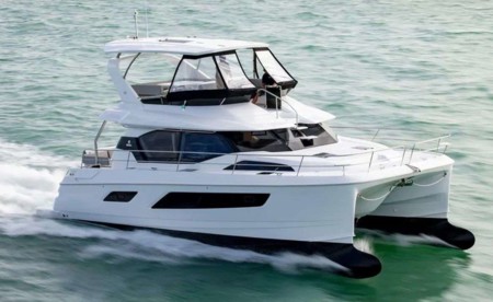 Aquila 44