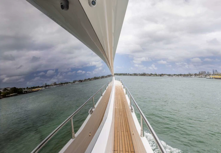 Sunseeker 76 Bahamas | Helios