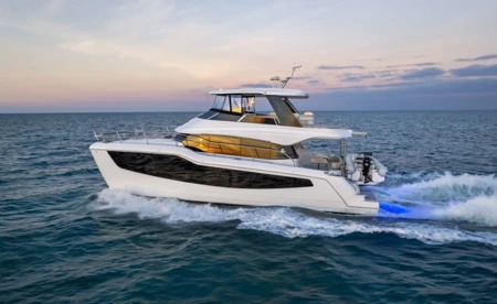 Aquila 50 Yacht