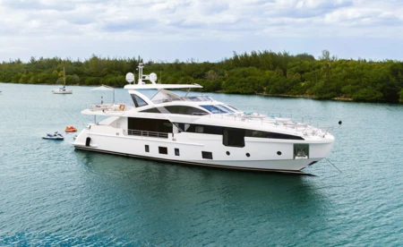 Azimut Grande 32M