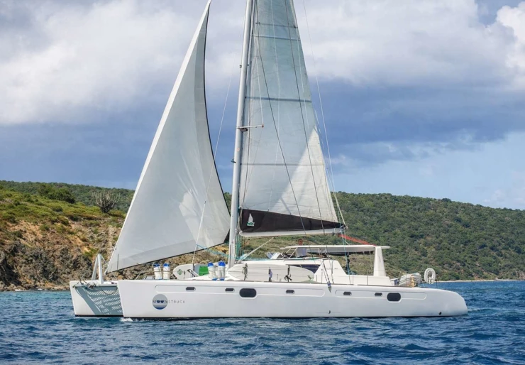 Voyage 480 Antilles | MOONSTRUCK