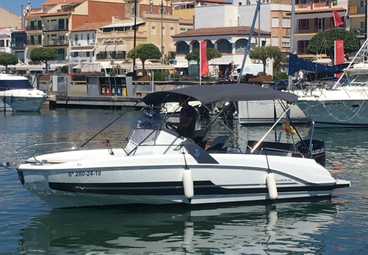 Flyer 6.6 Spacedeck Port Olimpic | NAVEGAFACIL