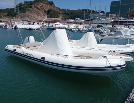 Capelli Tempest 750