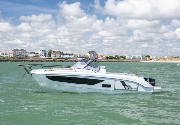 Flyer 9 Sundeck Marina Mahon | FLYER 903