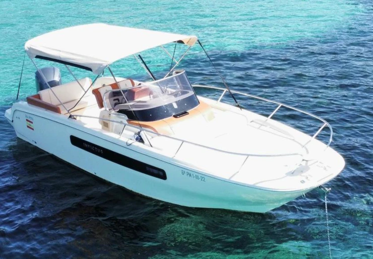 Invictus 270cx Capoforte Hafen von Palma | Cala Petita