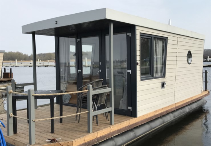 LaMareMini Loitz | Hausboot LaMare-Mini  mit SUP inklusive