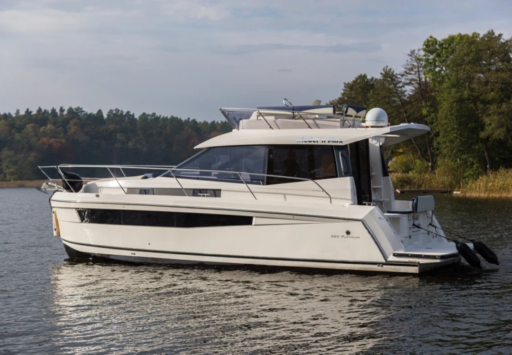 Platinum 989 Fly Rheinsberg | frohes Mäxchen
