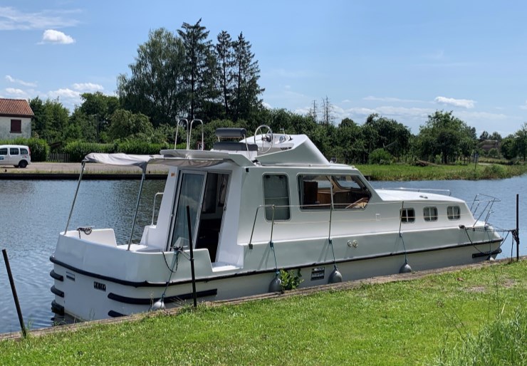 Triton 1050 Fly Mittersheim | 2404