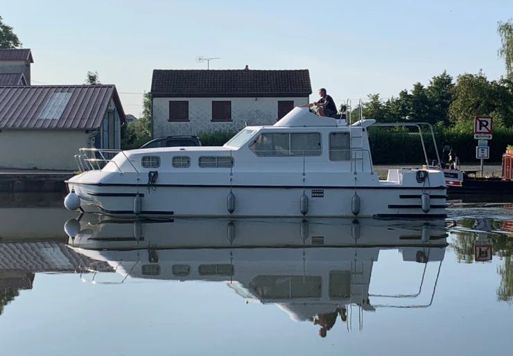 Triton 1050 Fly Mittersheim | 2404