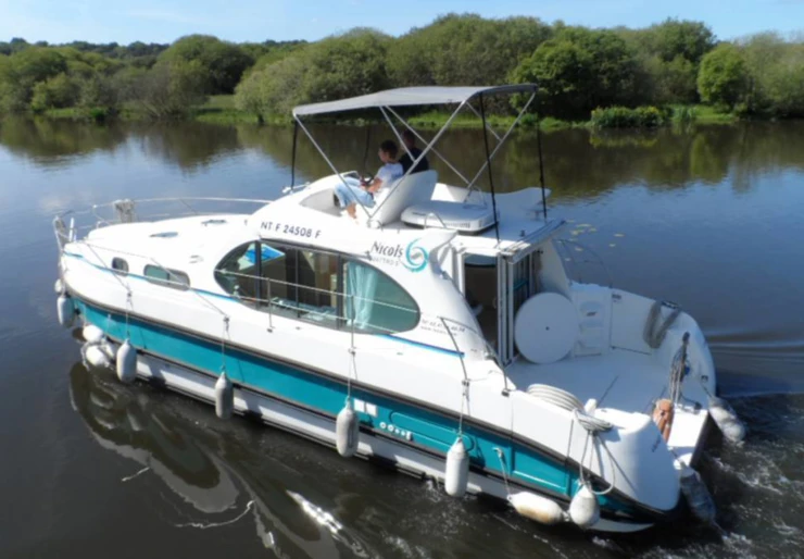 Estivale Quattro B + Carrick | Canvan Carrick