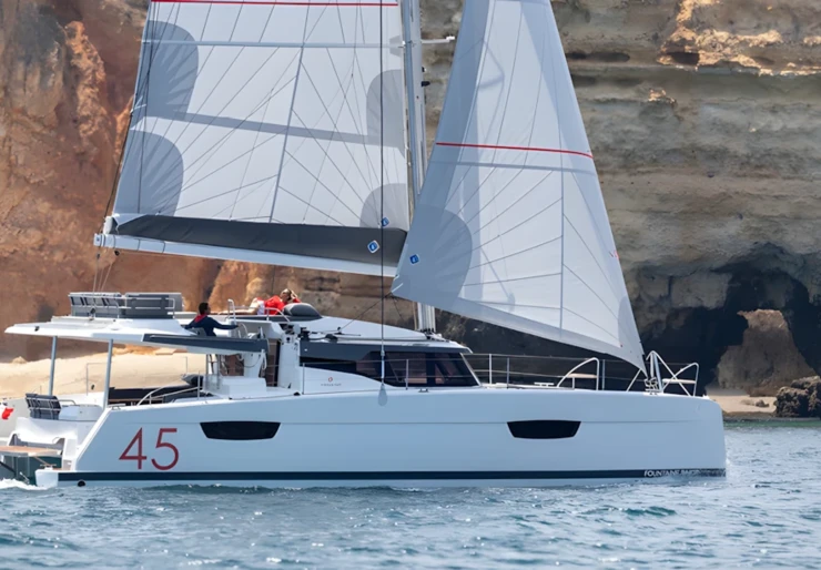 Elba 45 Paros harbour | Greek Beauty