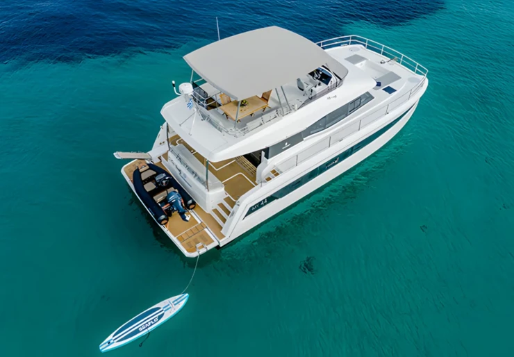 MY 44 Mykonos | Endless Beauty