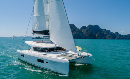 Lagoon 42