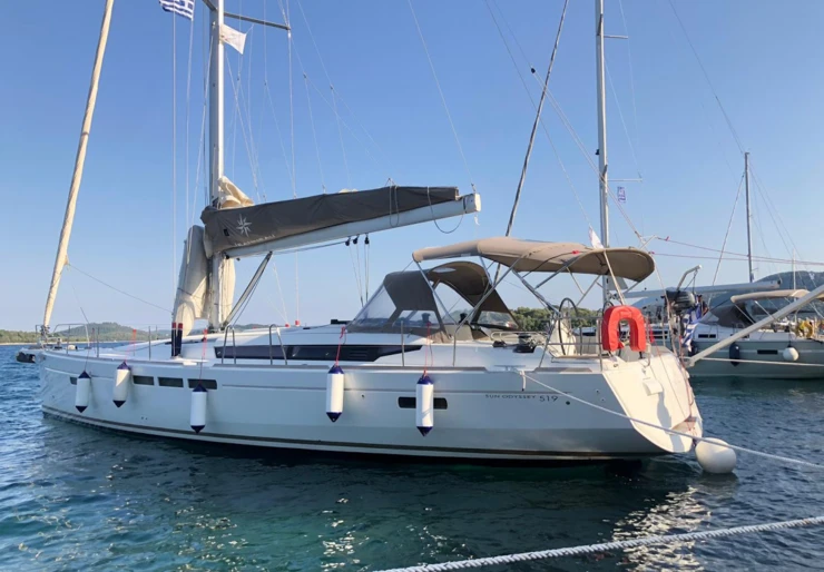 Sun Odyssey 519 Hafen von Lefkada | Sea 519