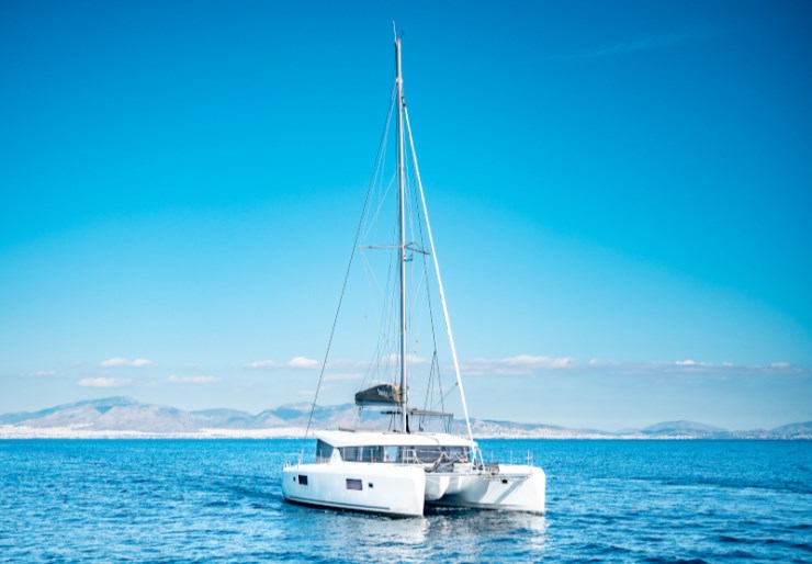 Lagoon 42 Alimos Kalamaki | Beauty L (A/C-GEN-WATER MAKER-SOLAR-ELEC.WC)