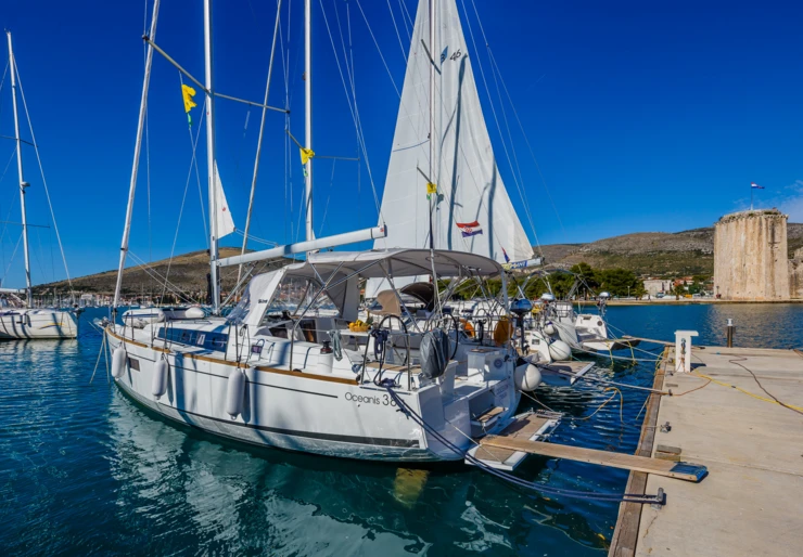 Oceanis 38.1 Dubrovnik | Obsession