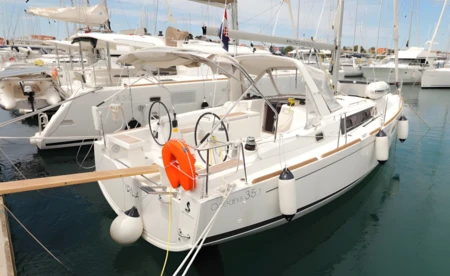 Oceanis 35.1