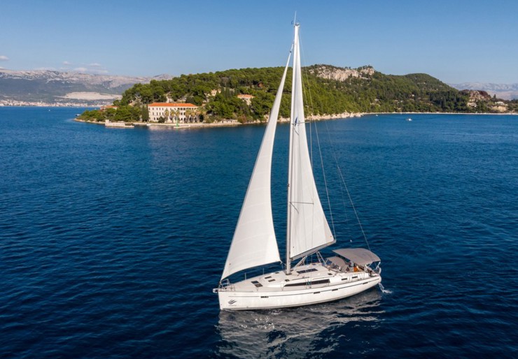 Bavaria Cruiser 51 ACI Marina | LUI