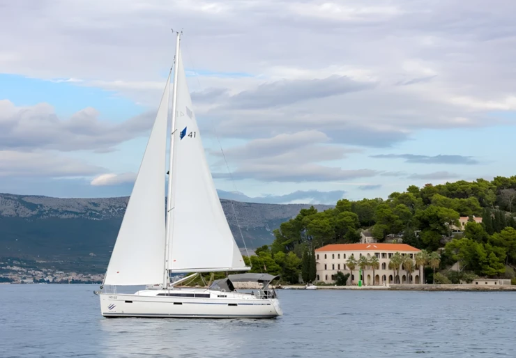 Bavaria Cruiser 41 ACI Marina | NINA