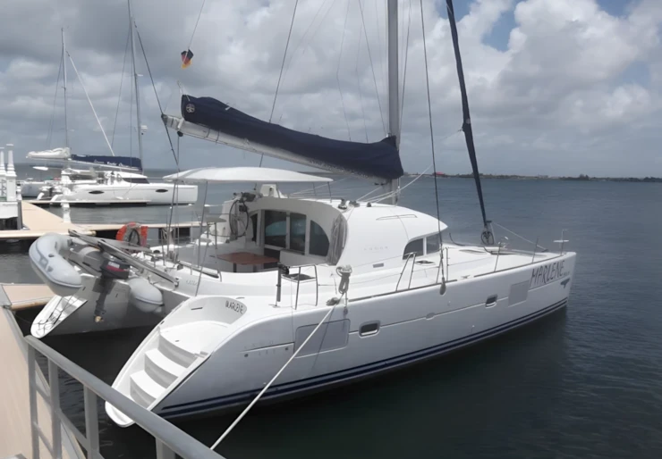 Lagoon 380 Cienfuegos | Marlene Cuba