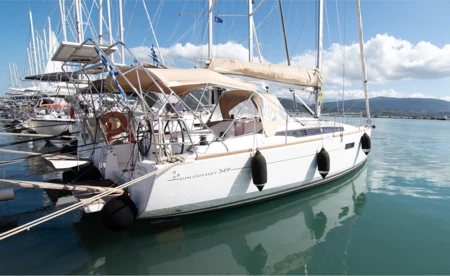 Sun Odyssey 349