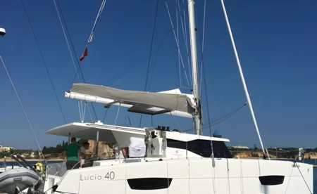 Lucia 40
