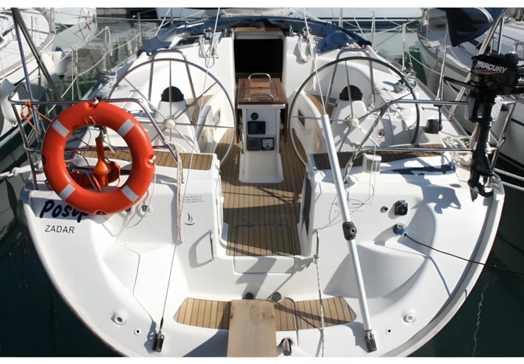 Bavaria 42 Cruiser ACI Marina | Pošip