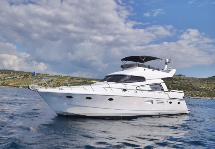 Johnson 56 Primosten - Marina Kremik | New Style