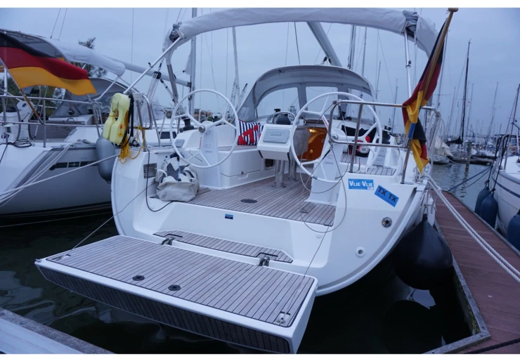 Bavaria Cruiser 37 Lemmer | Aventura