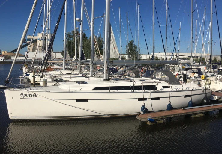 Bavaria Cruiser 46 Lemmer | Sputnik