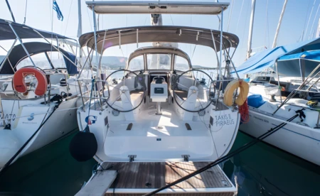 Bavaria Cruiser 37